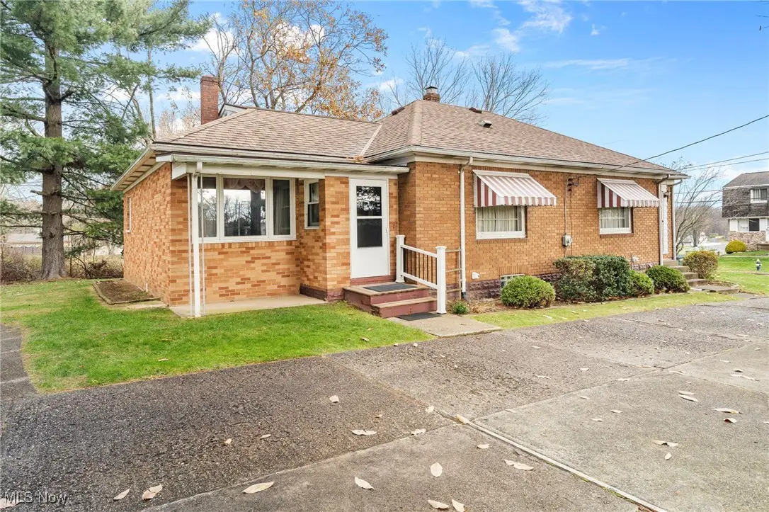 345 Werley Nw Avenue, East Canton, OH 44730 - Image #1