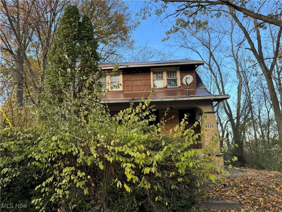 1525 14th Ne Street, Canton, OH 44705 - Image #2