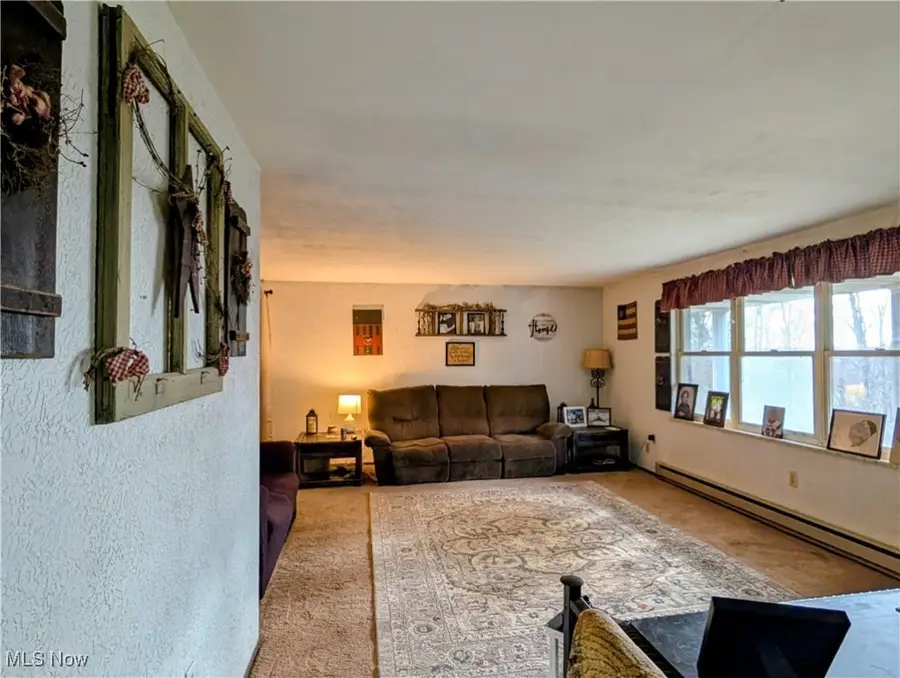 12014 Sprucevale Road, East Liverpool, OH 43920 - Image #3