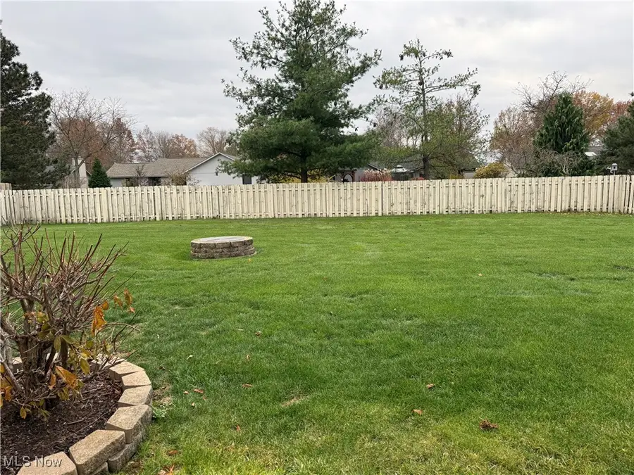 32913 Woodstone Circle, North Ridgeville, OH 44039 - Image #3
