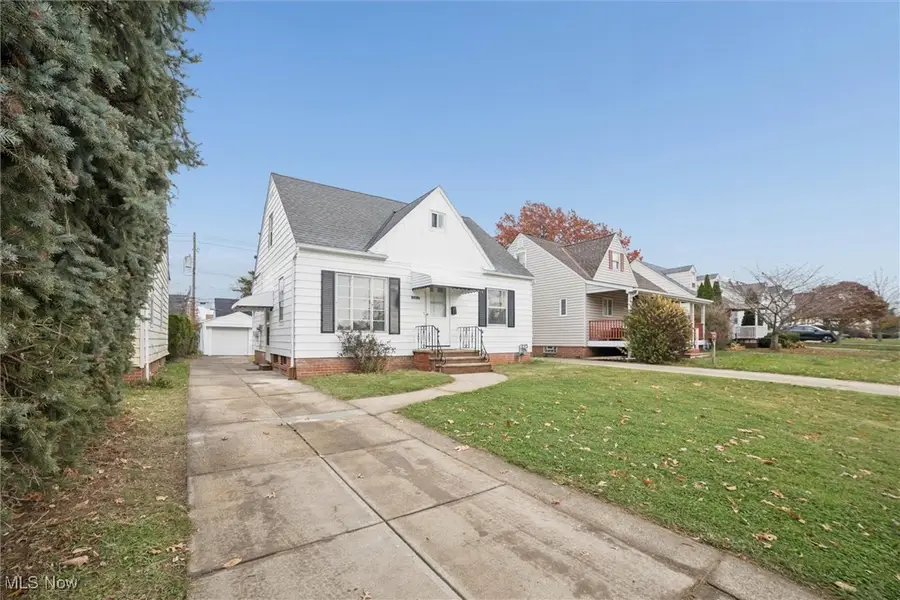 14817 Brunswick Avenue, Maple Heights, OH 44137 - Image #2