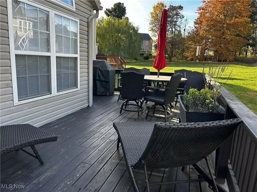 9691 Emerald Brook Circle Nw, Canal Fulton, OH 44614 - Image #3