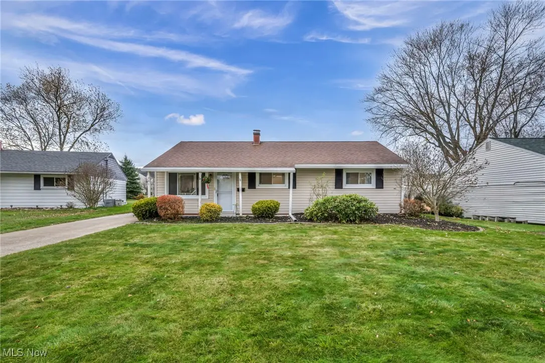 361 Chestnut Drive, Berea, OH 44017 - Image #1