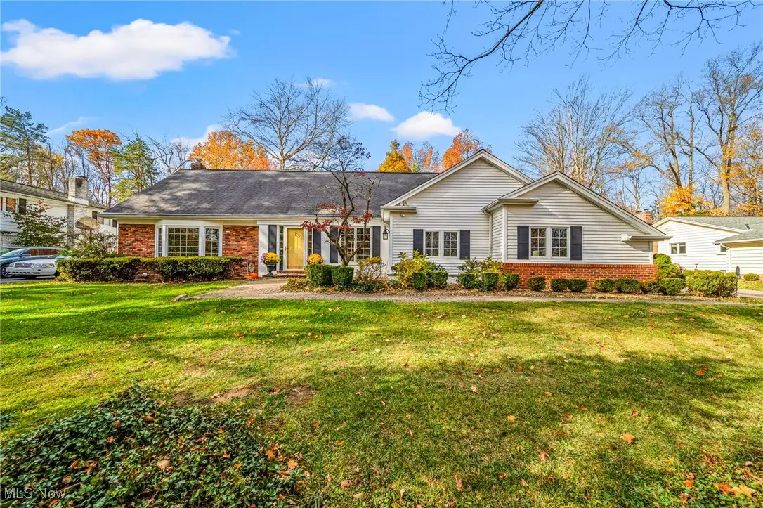 754 Oakwood Drive, Gates Mills, OH 44040 - Image #1