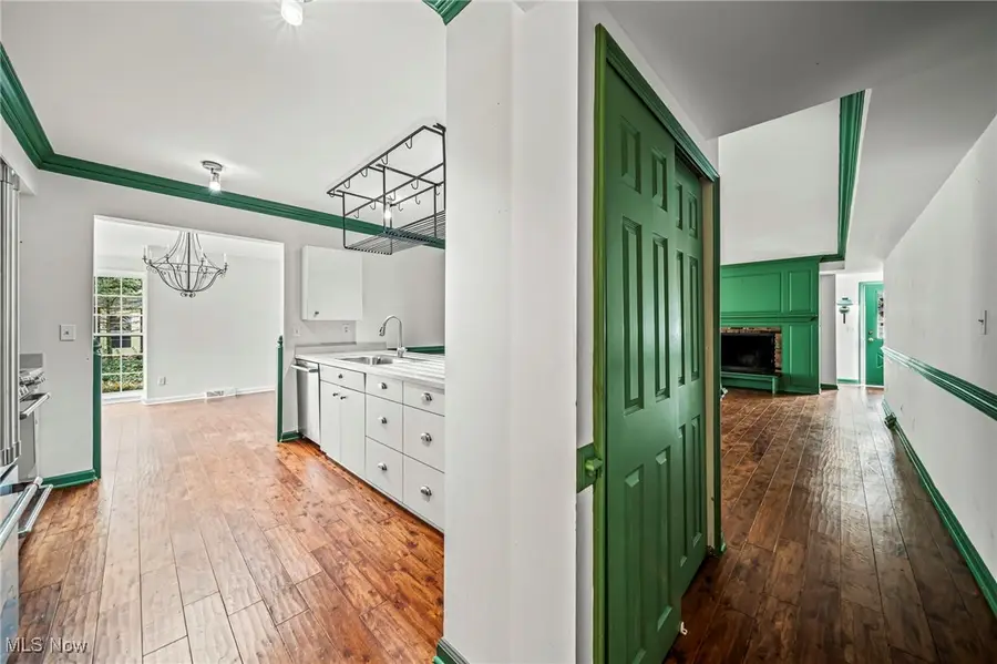 754 Oakwood Drive, Gates Mills, OH 44040 - Image #3