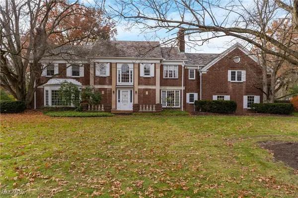 391 Golf Ne Drive, Warren, OH 44483