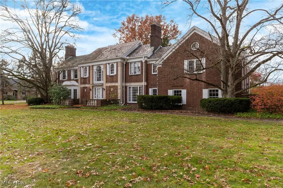 391 Golf Ne Drive, Warren, OH 44483 - Image #3