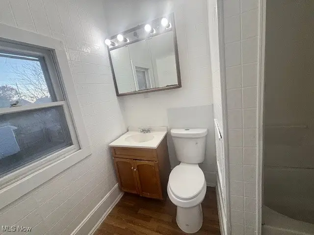 8602 Jeffries Avenue, Cleveland, OH 44105 - Image #2