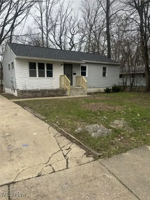 1326 Pontiac Avenue, Akron, OH 44307 - Image #1