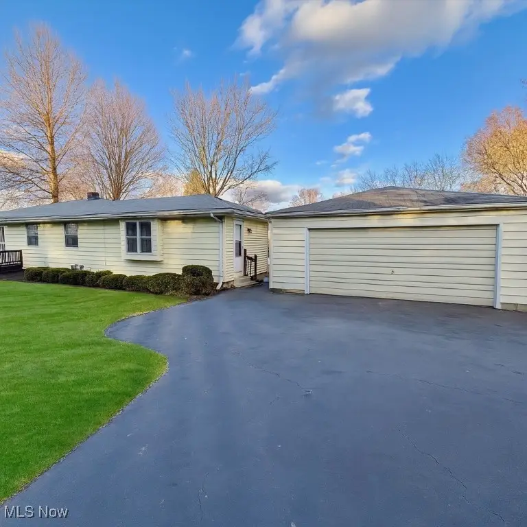 3895 Avalon Court, Austintown, OH 44515 - Image #1