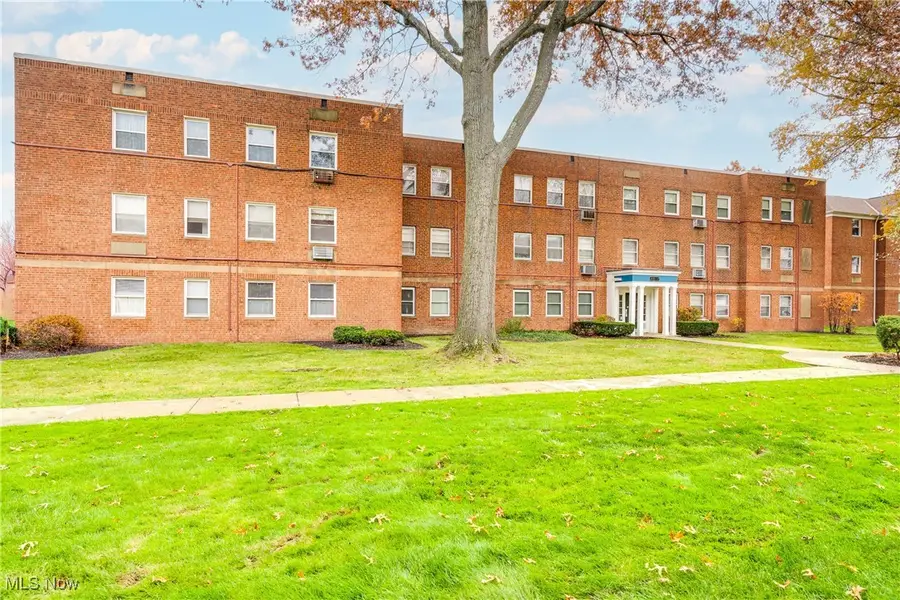 13785 Cedar Road #302d, South Euclid, OH 44118 - Image #3