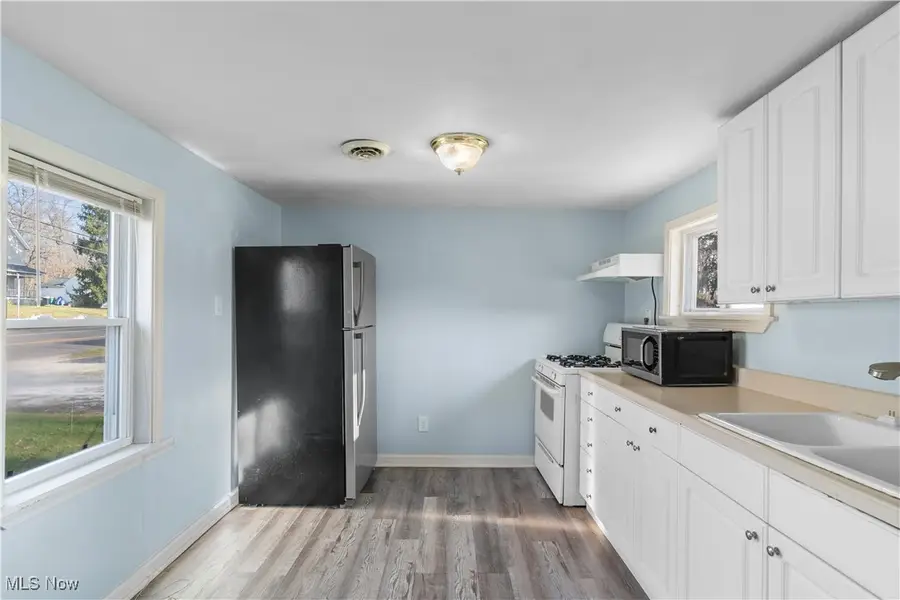 9622 Ravenna Road, Twinsburg, OH 44087 - #3