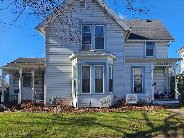 849 S Lawn Avenue, Coshocton, OH 43812