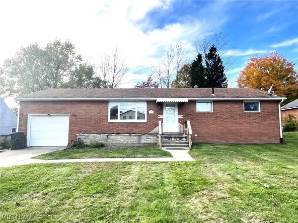 2951 Kirby Ne Avenue, Canton, OH 44705