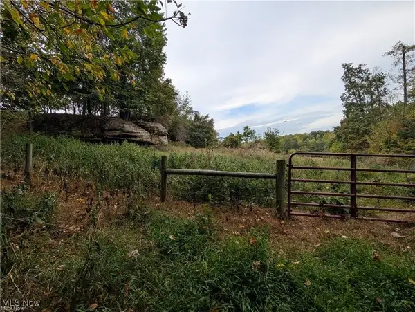 39843 County Road 33, Warsaw, OH 43844