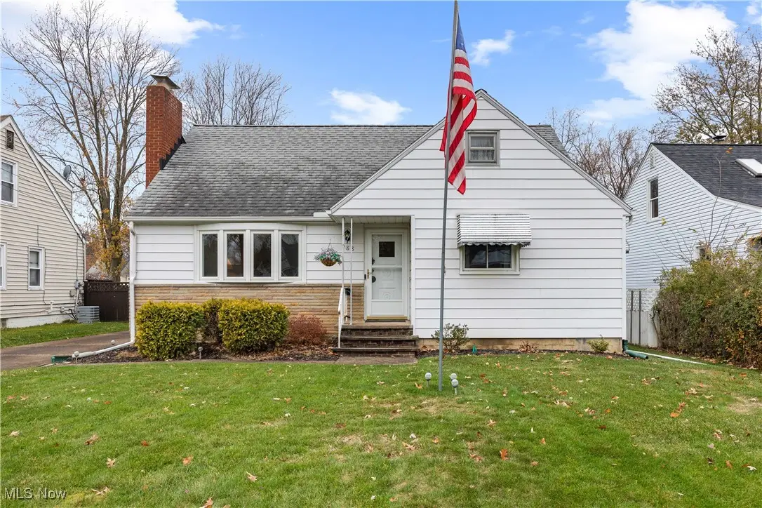 988 Valley Boulevard, Elyria, OH 44035 - Image #1