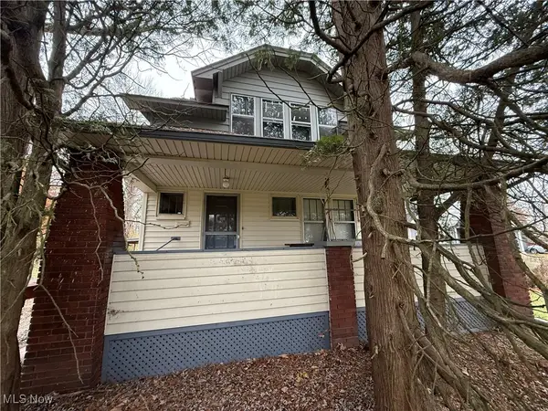 1389 Holland Avenue, Youngstown, OH 44505