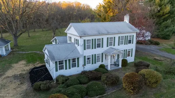 9770 Wooster Pike Road, Seville, OH 44273