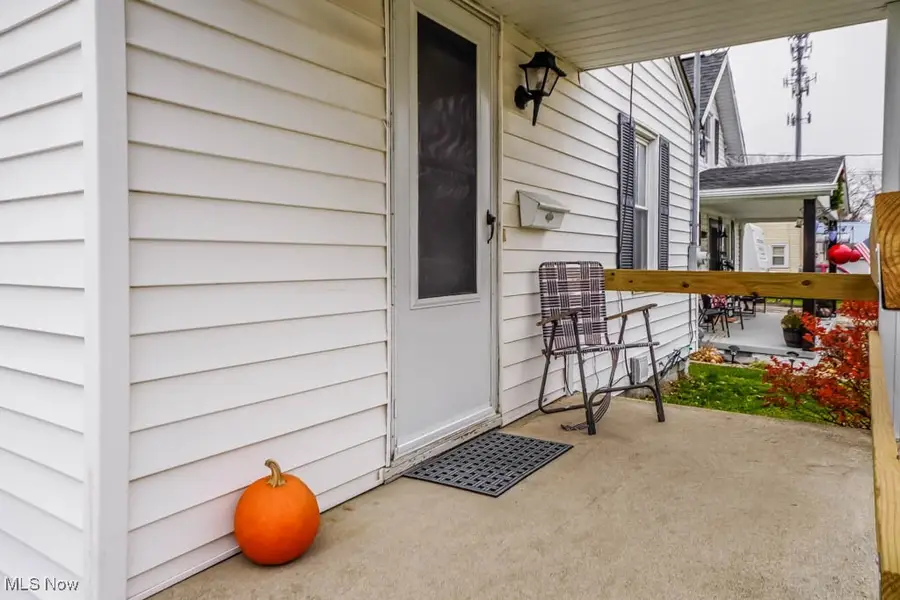 2227 43rd Nw Street, Canton, OH 44709 - Image #2