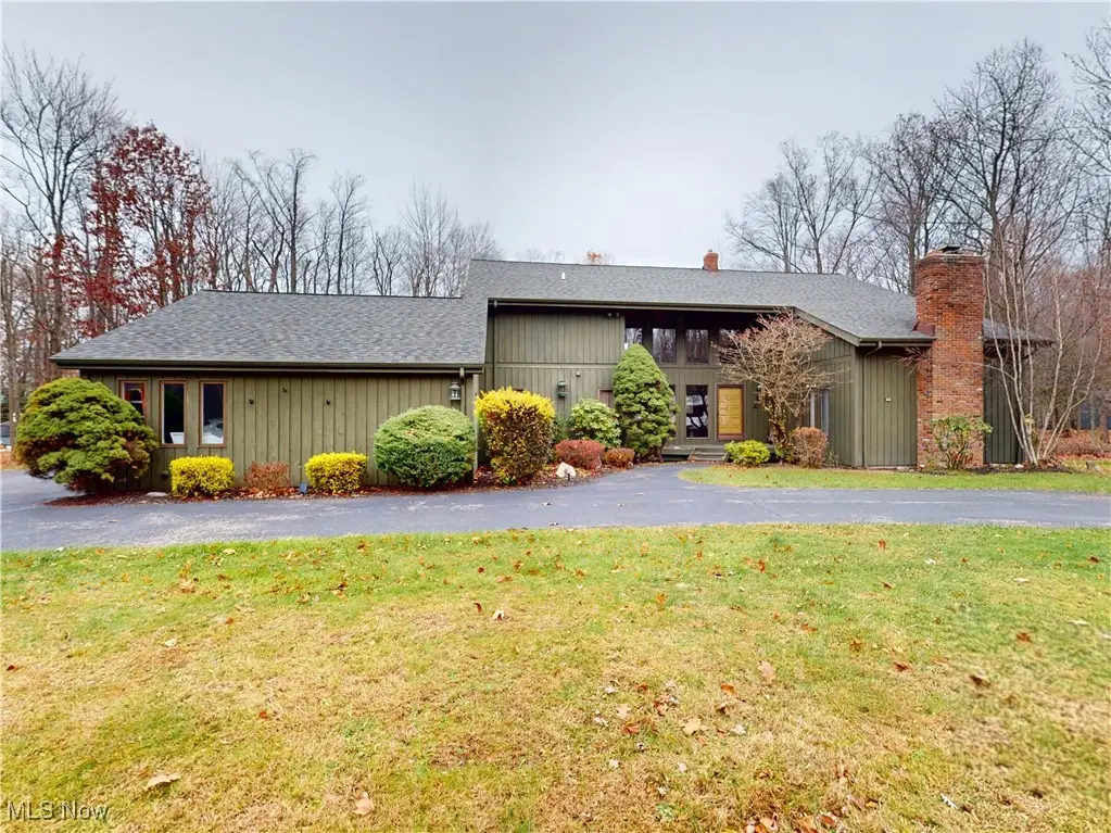 2915 Millgate Drive, Willoughby Hills, OH 44094 - Image #1