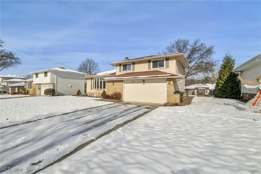 2016 Coventry Drive, Parma, OH 44134 - Image #3