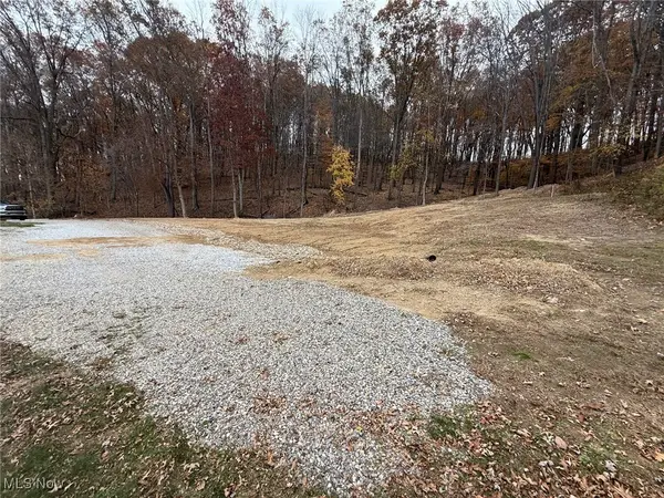 426 Mccrea Avenue, Dennison, OH 44621