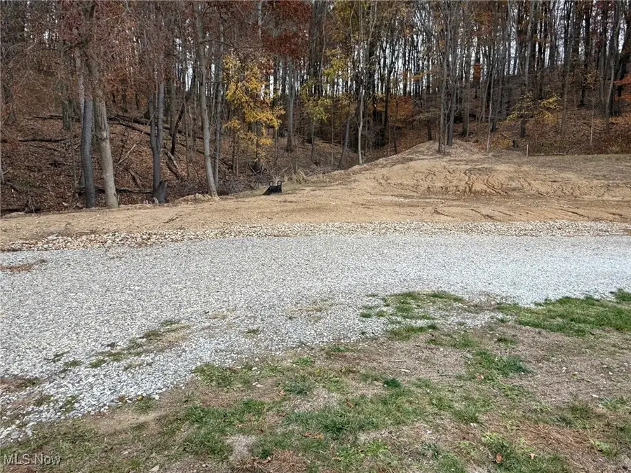 426 Mccrea Avenue, Dennison, OH 44621 - Image #2