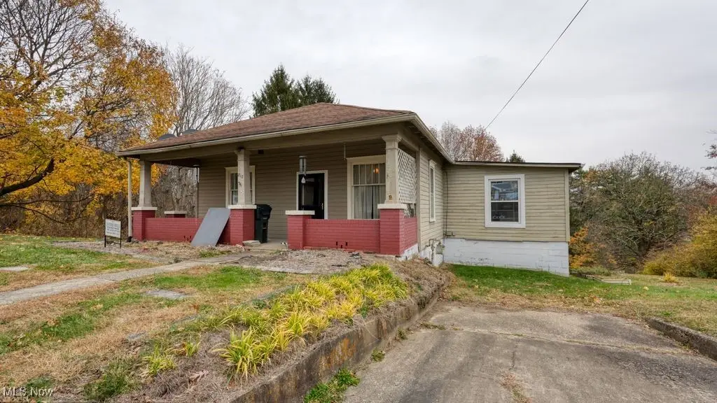 818 Highland, Cambridge, OH 43725 - Image #1