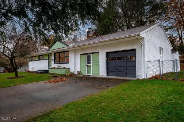 4908 2nd Nw Street, Canton, OH 44708