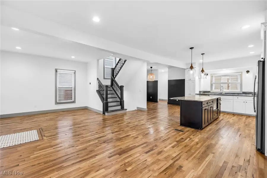 3303 Chatham Avenue, Cleveland, OH 44113 - Image #3