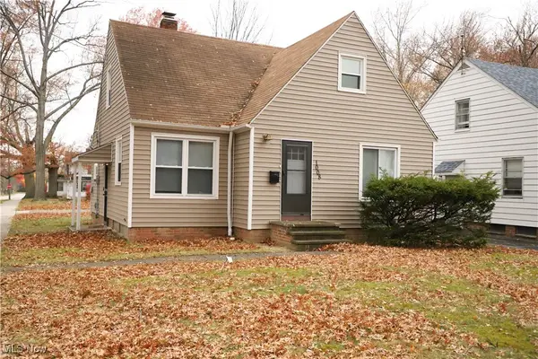 1008 Woodview Road, Cleveland Heights, OH 44121