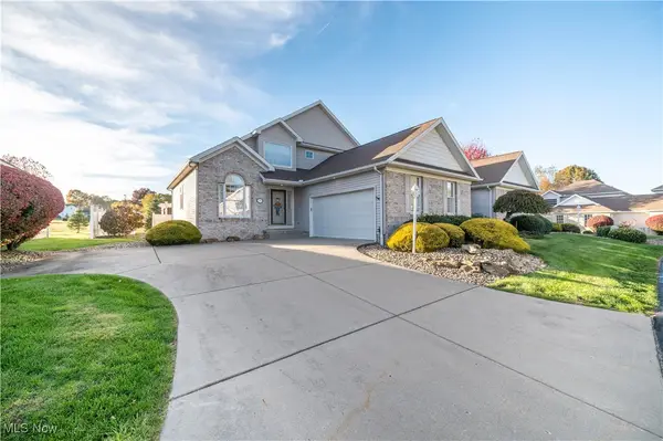 8550 Ivy Hills Drive #15, Poland, OH 44514