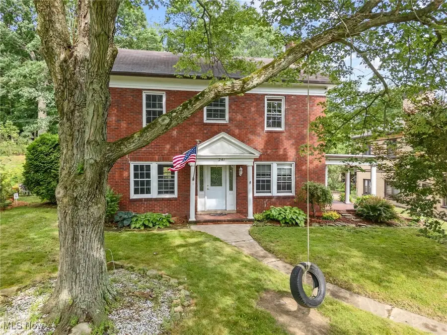 241 N College Street, Newcomerstown, OH 43832 - Image #2