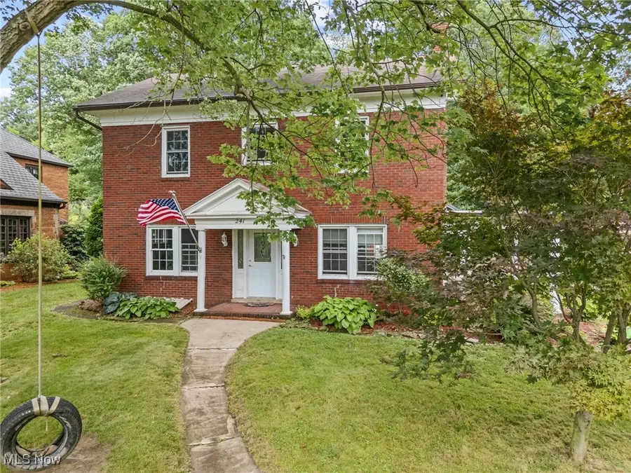 241 N College Street, Newcomerstown, OH 43832 - Image #3