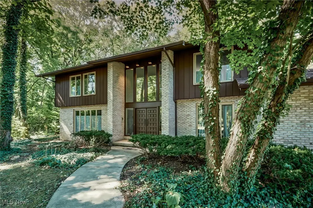 1345 Stonington Drive, Liberty, OH 44505 - Image #1