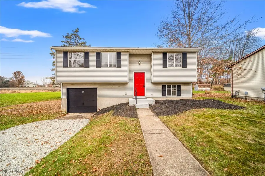 976 Kevin Drive, Kent, OH 44240 - Image #2