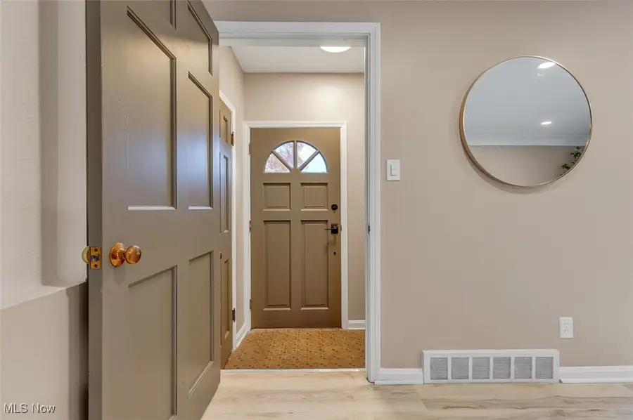 3846 Warrendale Road, South Euclid, OH 44118 - Image #2