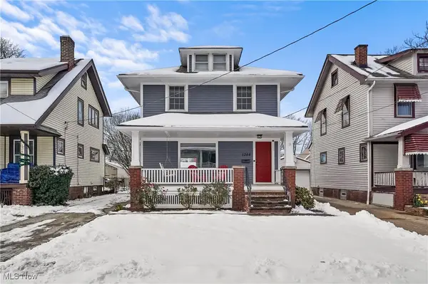 1344 Phelps Avenue, Lakewood, OH 44107