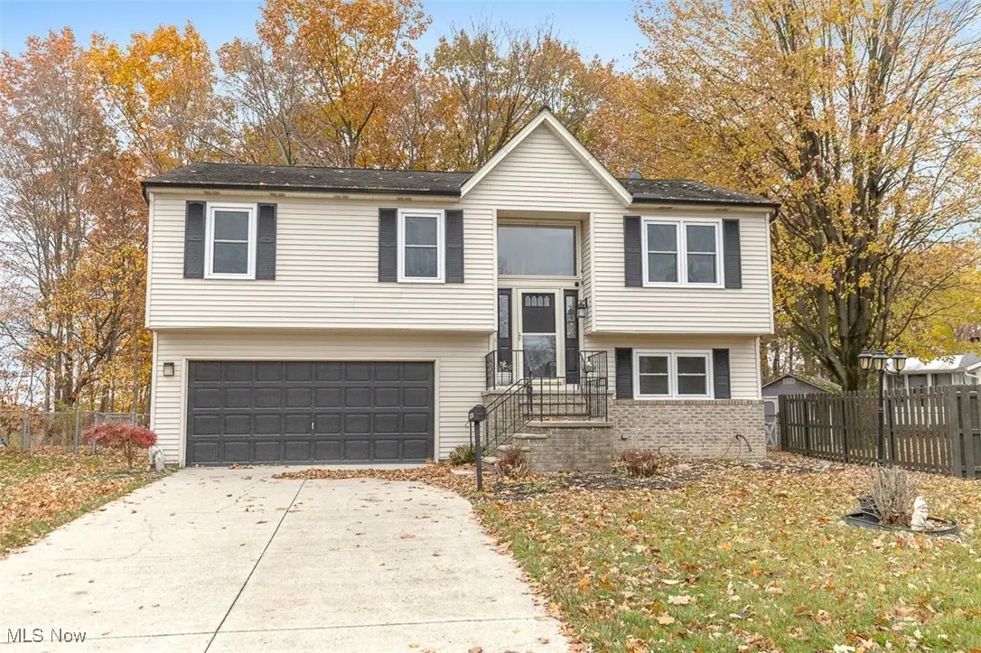 19631 Thornridge Avenue, Cleveland, OH 44135 - Image #1