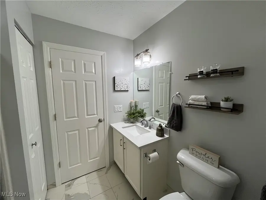 3510 E Prescott Circle, Cuyahoga Falls, OH 44223 - Image #3