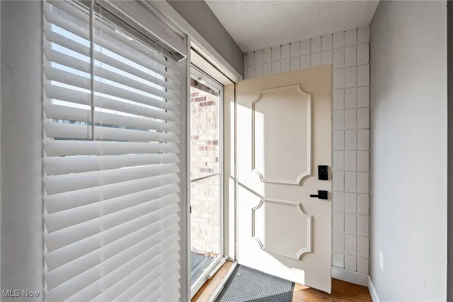 312 Bryn Mawr Street, Ravenna, OH 44266 - Image #2