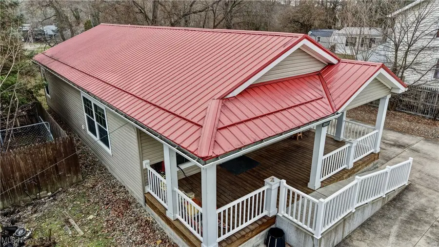 6454 Mears Nw Drive, Dover, OH 44622 - Image #2