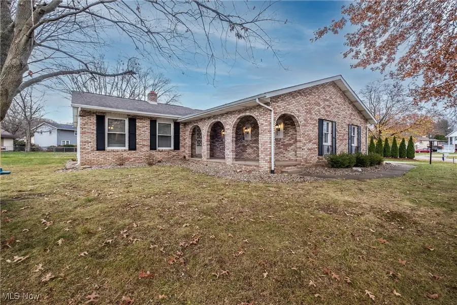 3450 Crownpoint Nw Street, Massillon, OH 44646 - Image #2