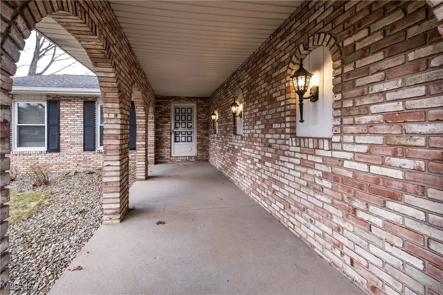 3450 Crownpoint Nw Street, Massillon, OH 44646 - Image #3