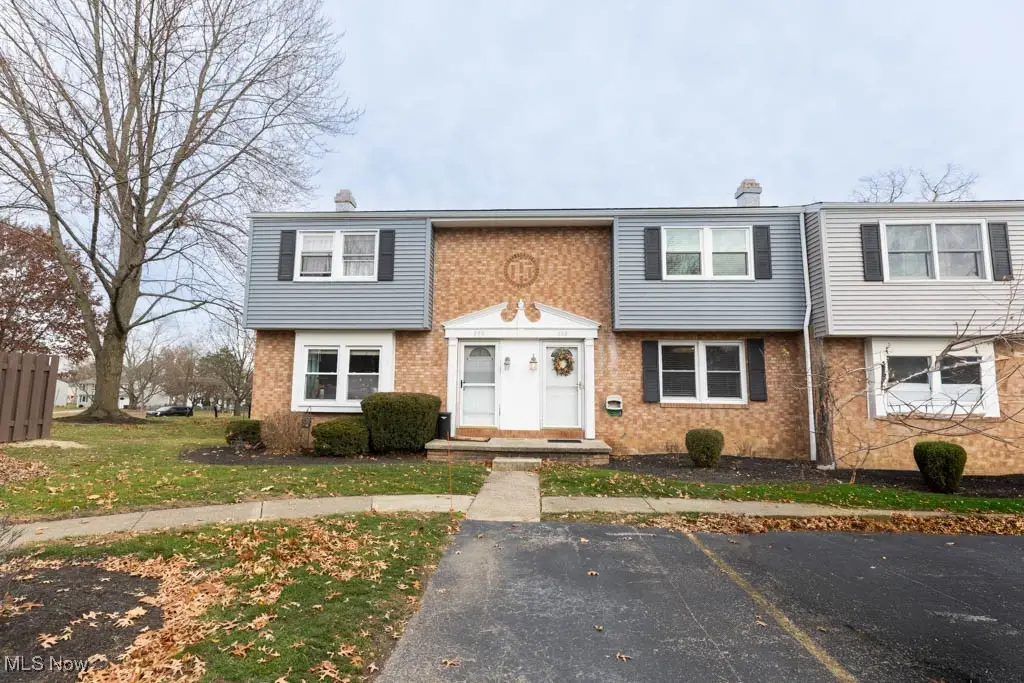 662 Smokerise Drive, Medina, OH 44256 - Image #1