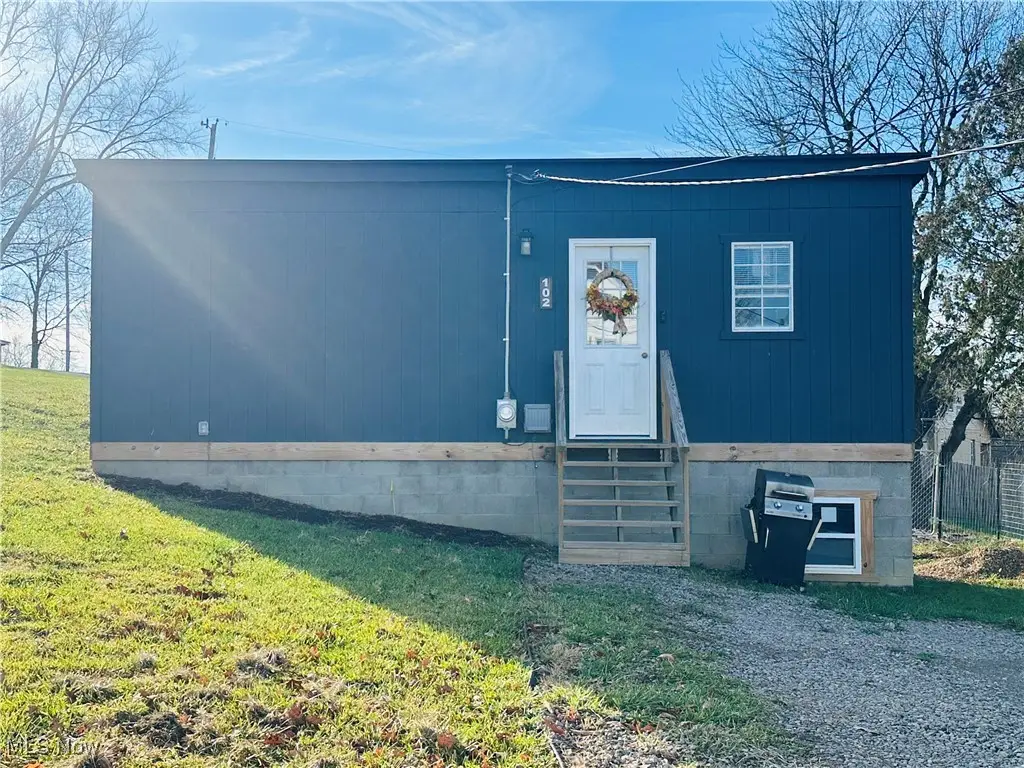 102 Cadiz Avenue, Cadiz, OH 43907 - Image #1