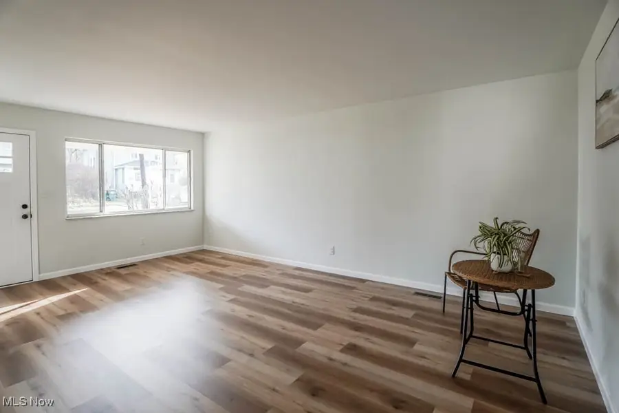 68 25th Nw Street, Barberton, OH 44203 - Image #3