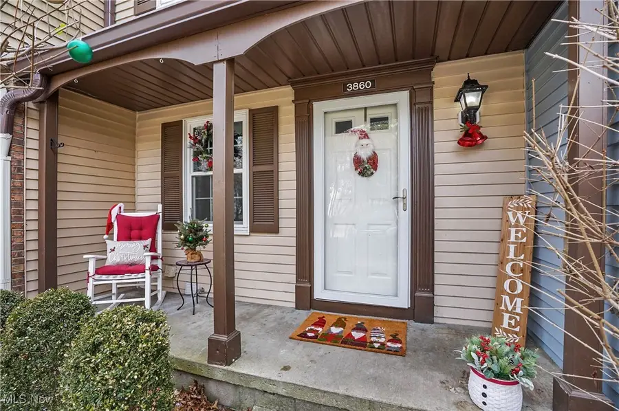 3860 Lake Run Boulevard, Stow, OH 44224 - Image #2