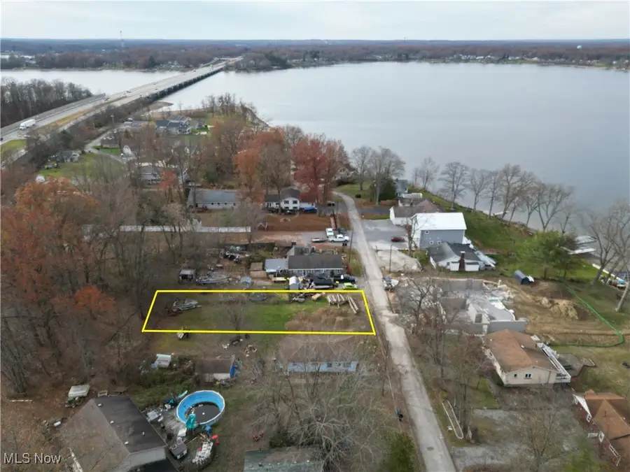 853 Harbor Avenue, Lake Milton, OH 44429 - Image #2