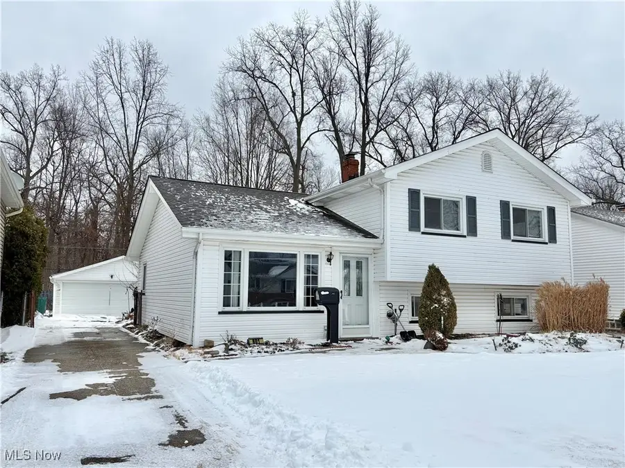 801 Charles Street, Willowick, OH 44095 - Image #3